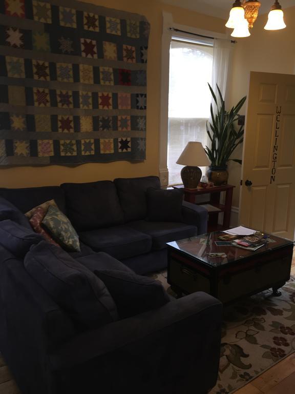 Loyalist Lofts Apartment พิกทัน ภายนอก รูปภาพ
